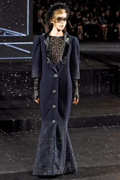 Look 34